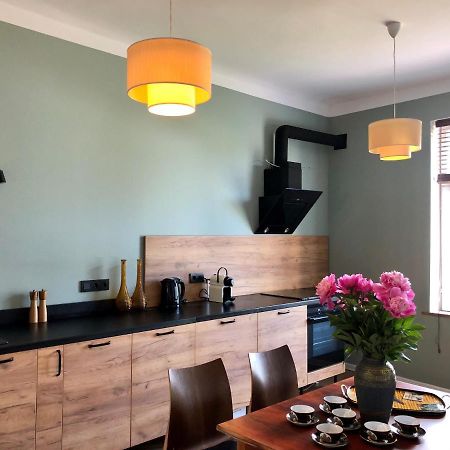 Bohemian Apartment In The Heart Of Old Ventspils City Exterior foto