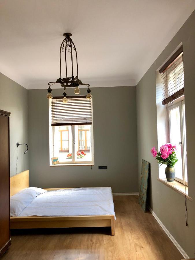 Bohemian Apartment In The Heart Of Old Ventspils City Exterior foto
